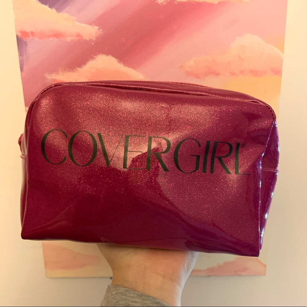 COVERGIRL GLITTER MAKEUP BAG